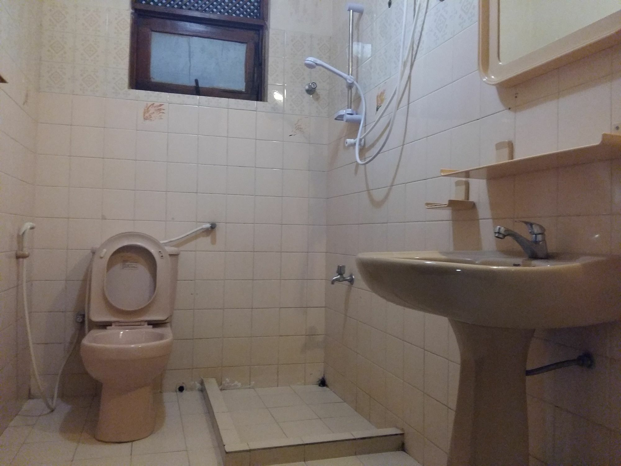 Ginza Rest Kandy Tennekumbura Екстериор снимка